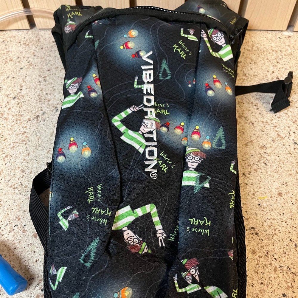 VIBEDRATION Festival VIP Hydration Pack RARE Where's Waldo Karl 2L